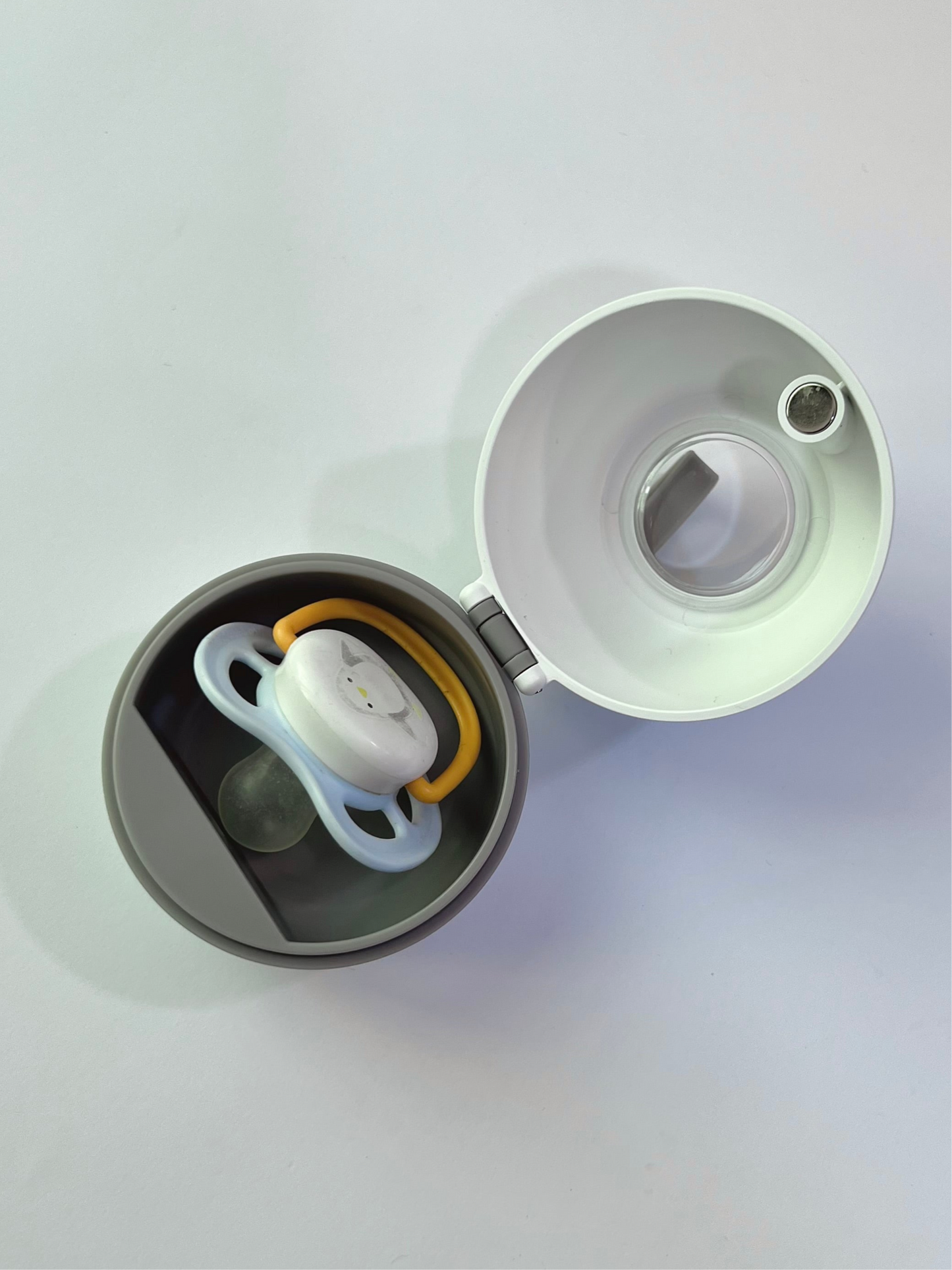 Portable UV Pacifier Steriliser